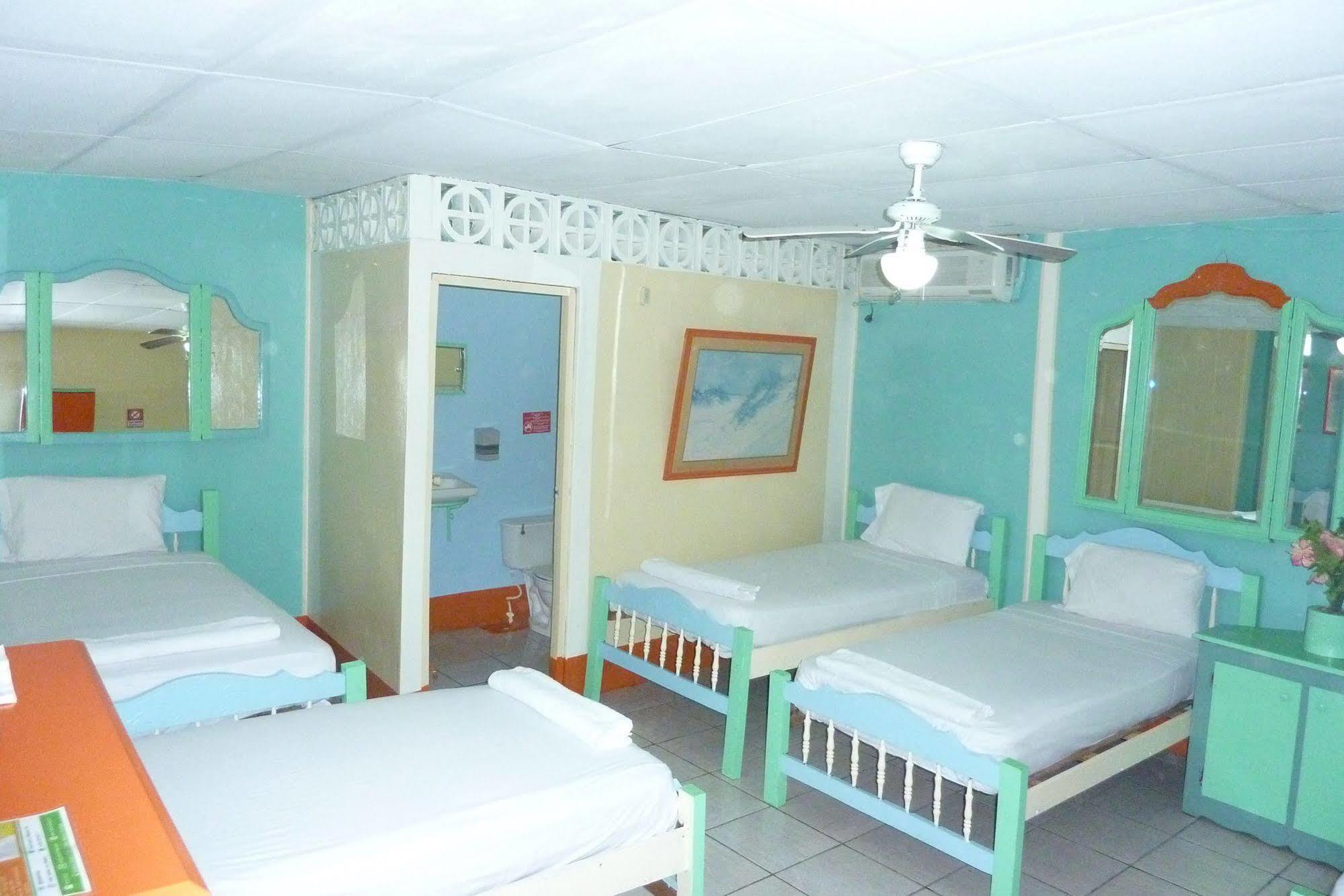 Hotel Ivania'S 마사야 외부 사진