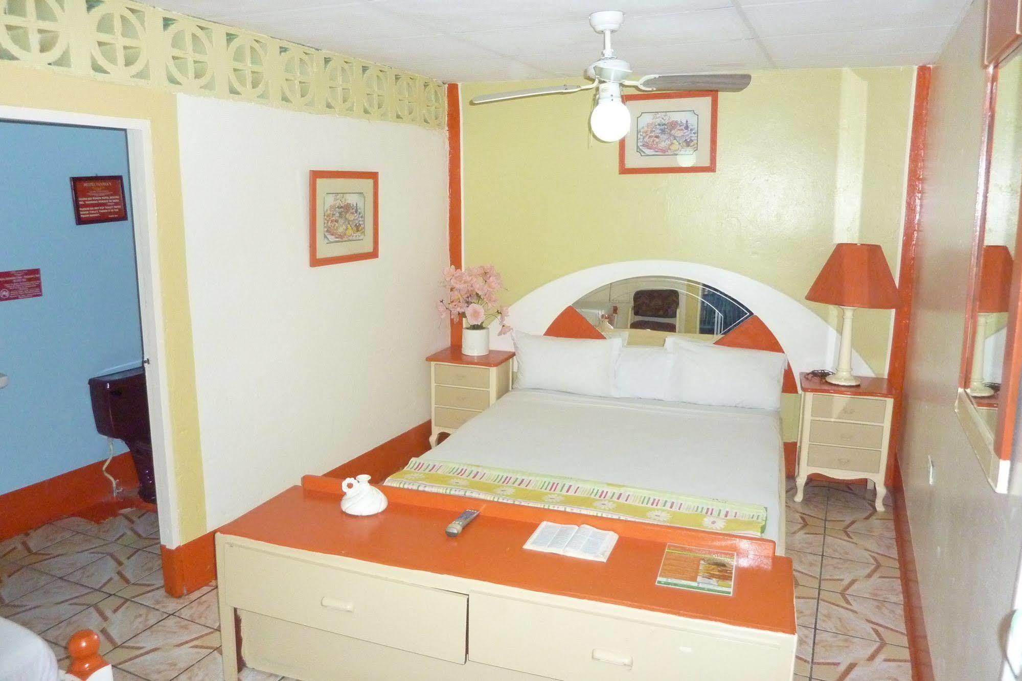 Hotel Ivania'S 마사야 외부 사진
